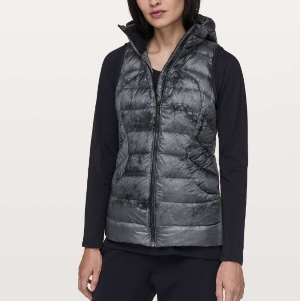 Lululemon Pack it Down Hooded Vest